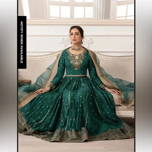 MARIA.B. 3 Piece Embroidered Raw Silk Lehenga Choli/Party/wedding wear Pakistani - Picture 4 of 5